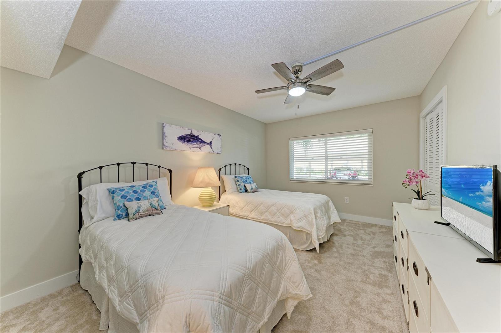 WESTCHESTER APTS - Residential