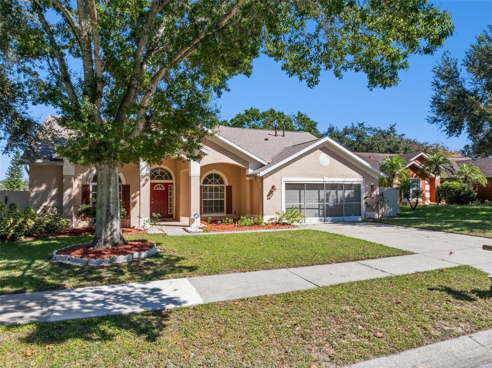 HIGH POINTE - Residential