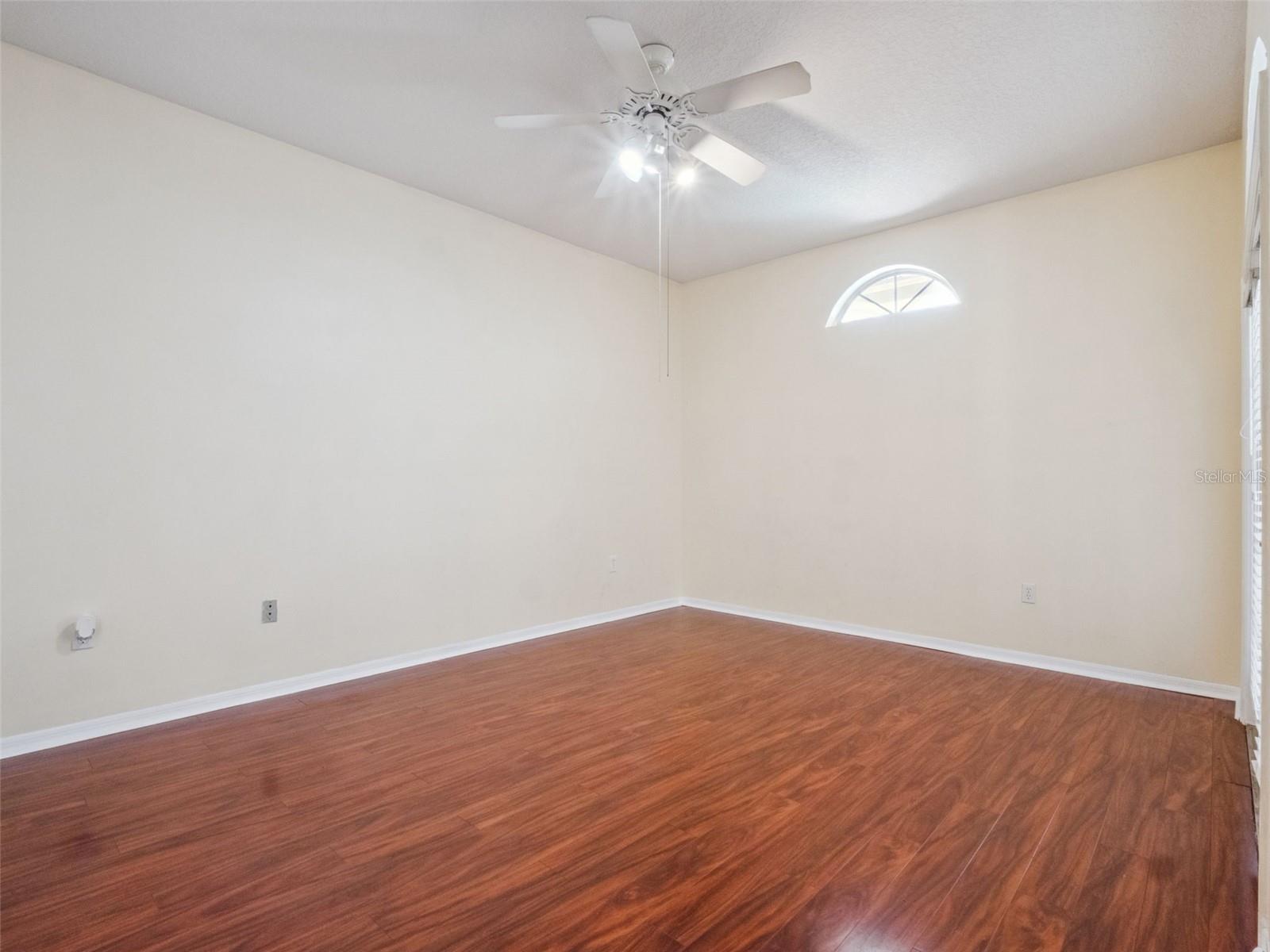 HIGH POINTE - Residential