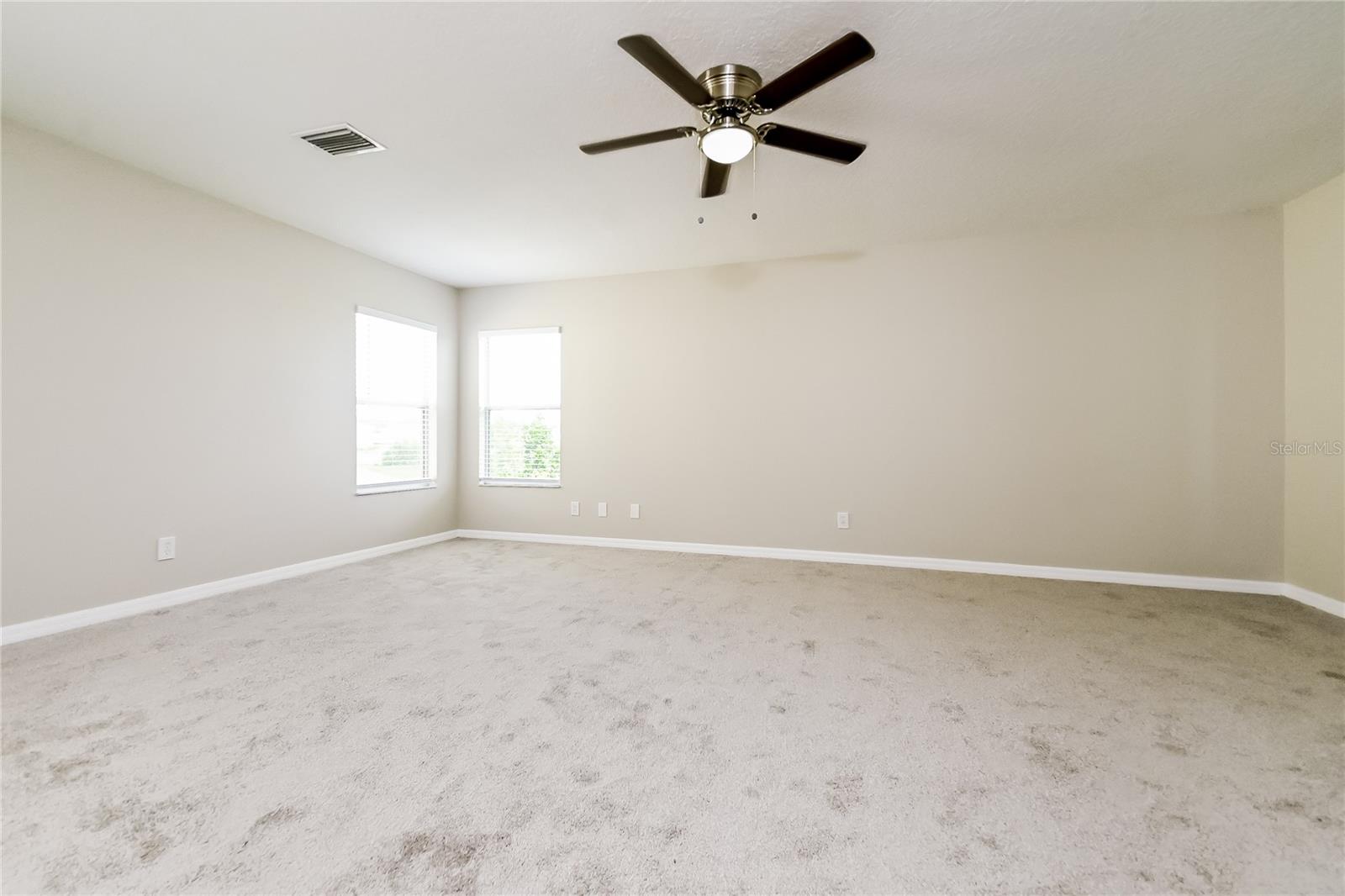 SOUTH FORK UNIT 5 - Residential Lease