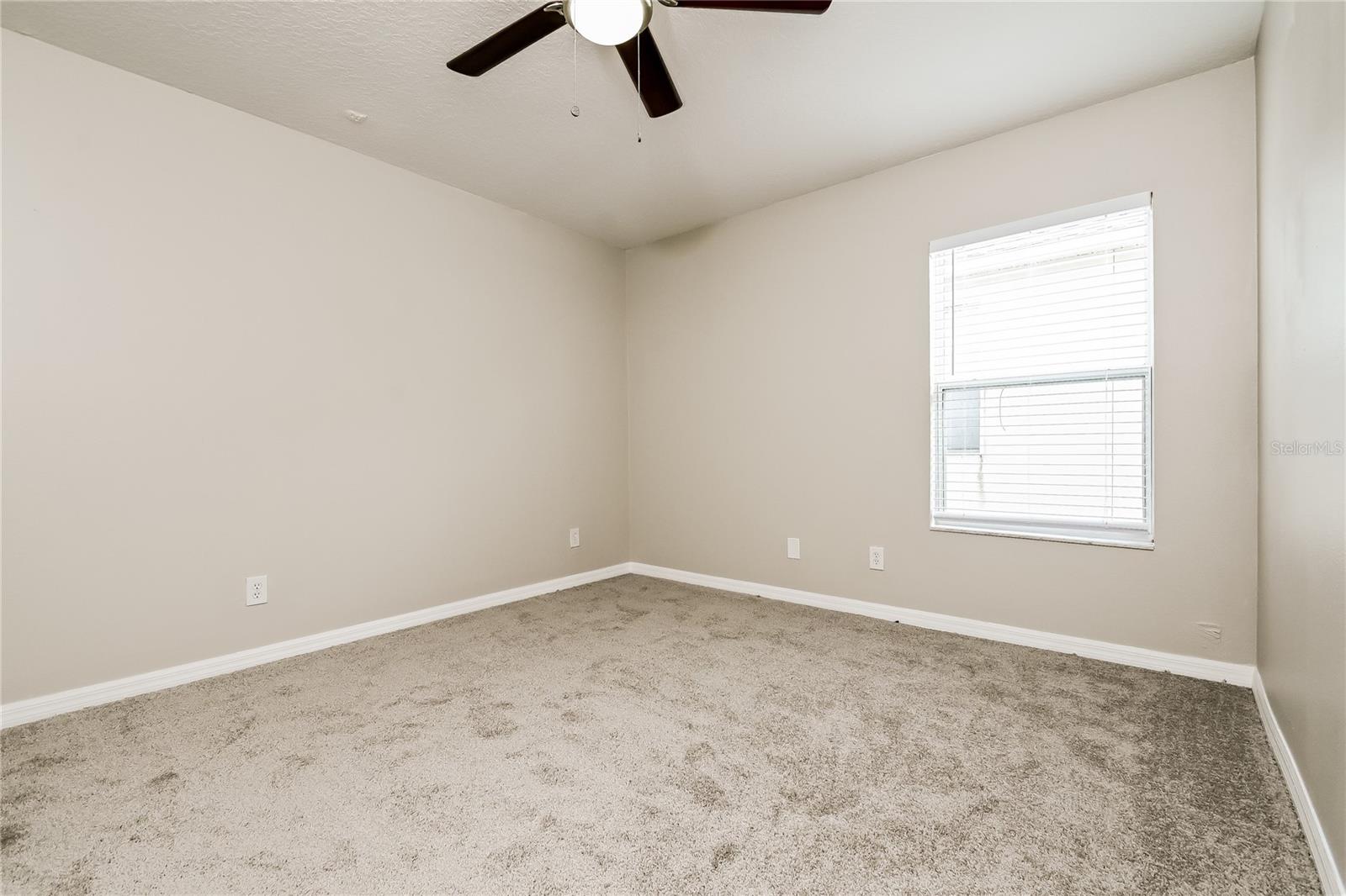 SOUTH FORK UNIT 5 - Residential Lease