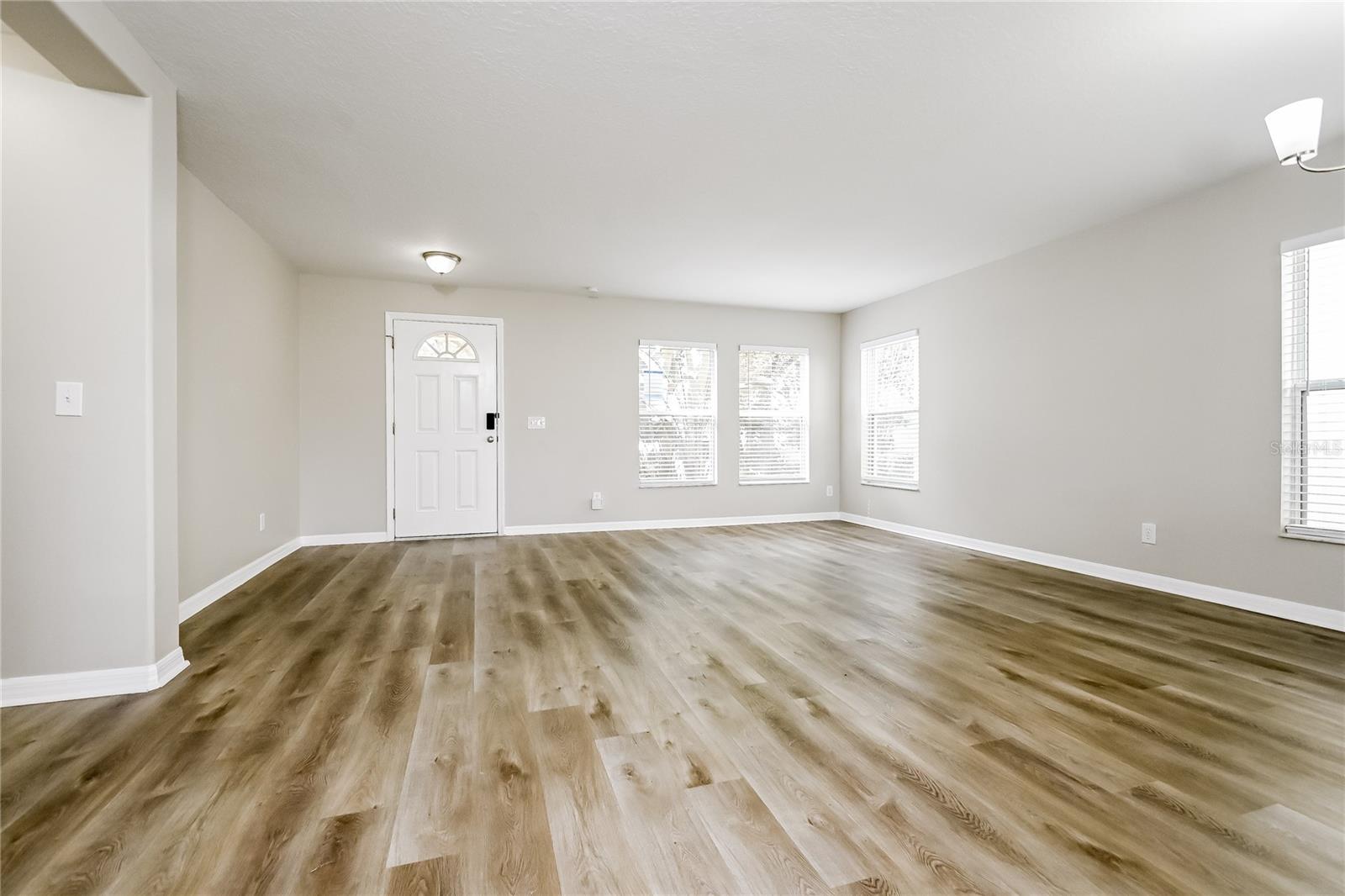 SOUTH FORK UNIT 5 - Residential Lease