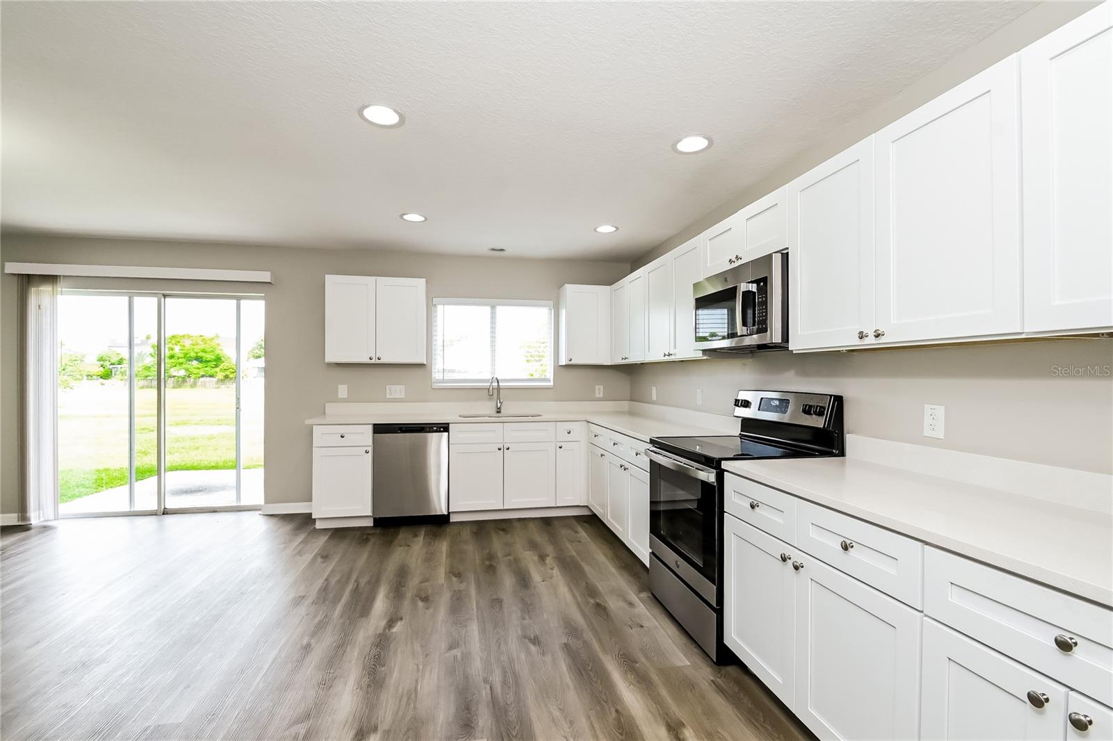 SOUTH FORK UNIT 5 - Residential Lease