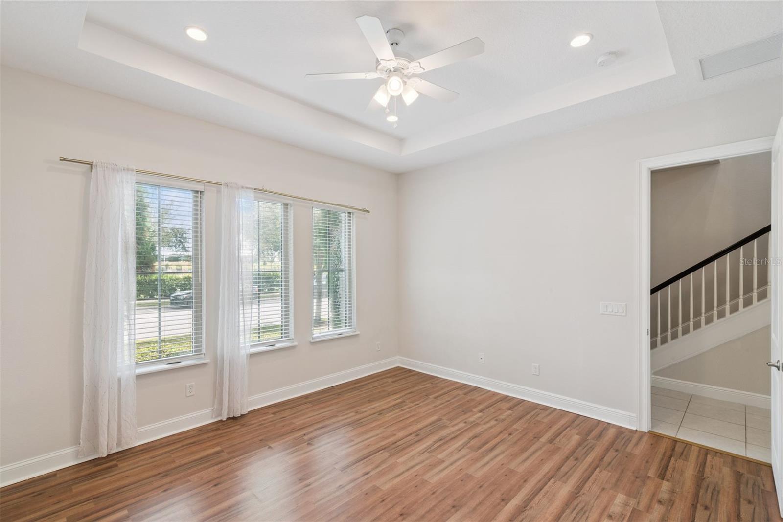 LAKESHORE PRESERVE PH 1 - Residential Lease