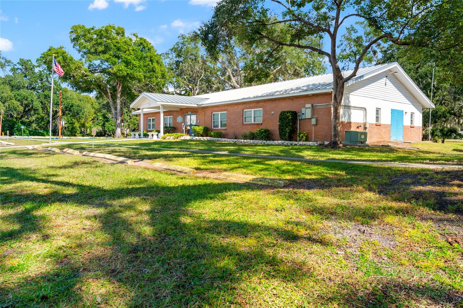 LAKE BETMAR ESTATES 2ND ADDN - Residential