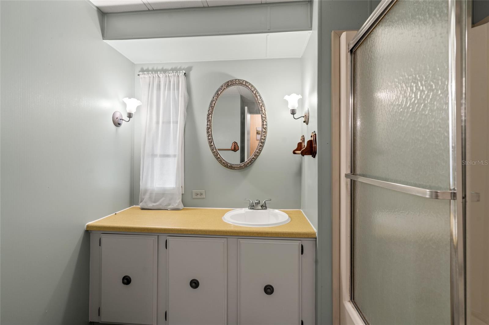 LAKE BETMAR ESTATES 2ND ADDN - Residential