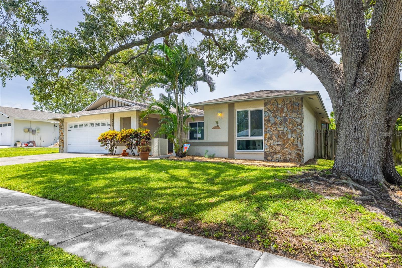3437 DOVE HOLLOW COURT
