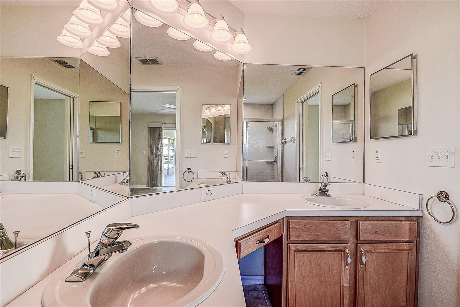 TAMPA BAY GOLF TENNIS CLUB PH 03A - Residential