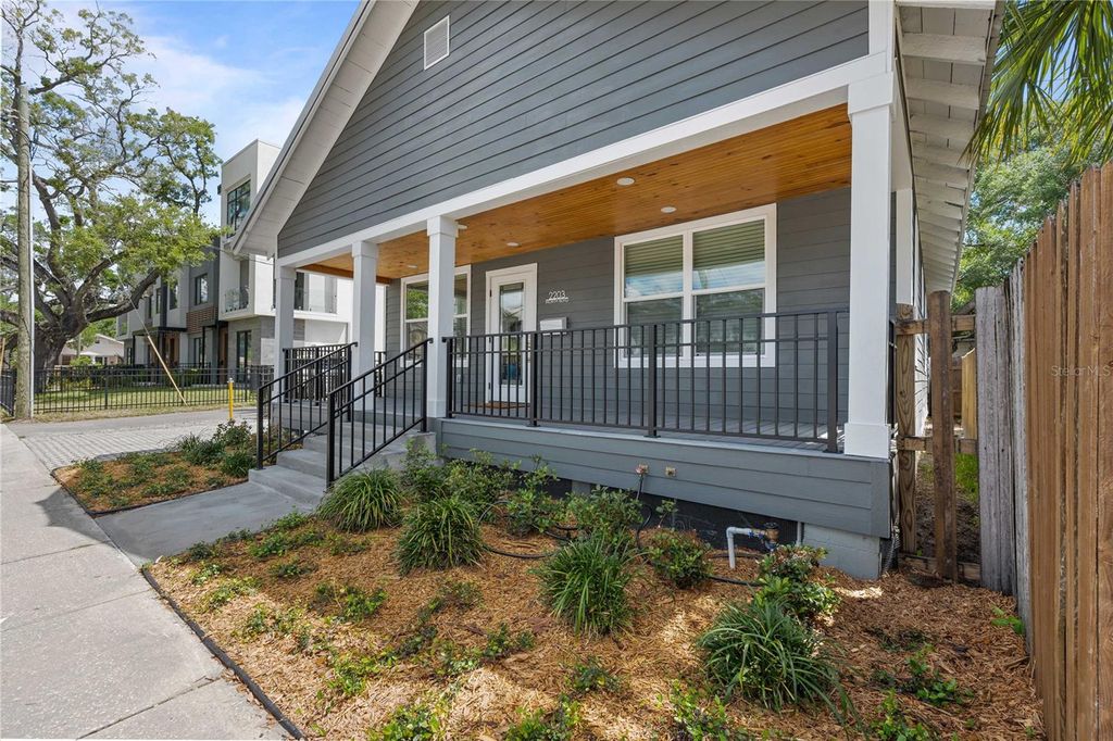 Photo of 2203 N Blvd, Tampa, FL 33602 (MLS # TB8495884)