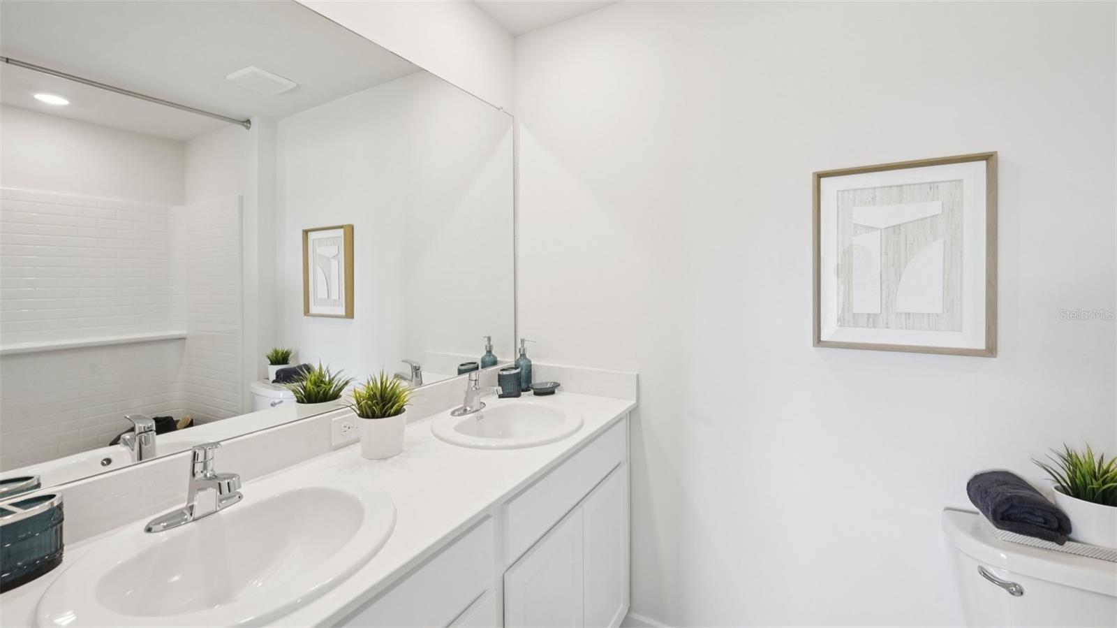 COVE AT WEST PORT - Residential