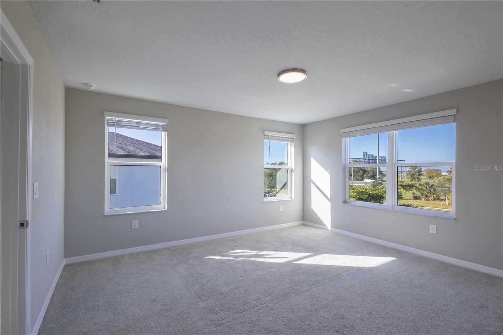 TREVESTA PH IIIC & IIID - Residential Lease