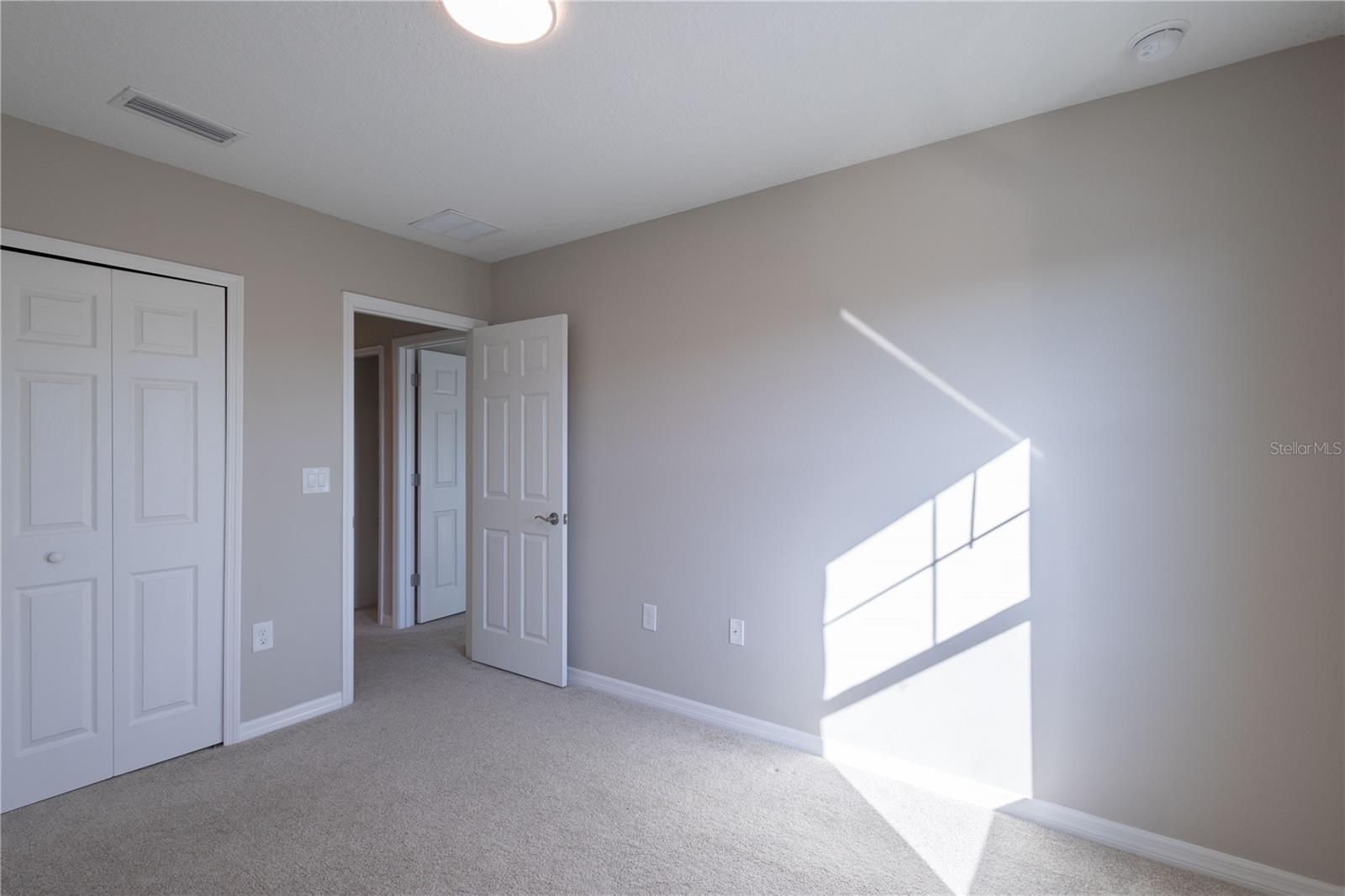 TREVESTA PH IIIC & IIID - Residential Lease