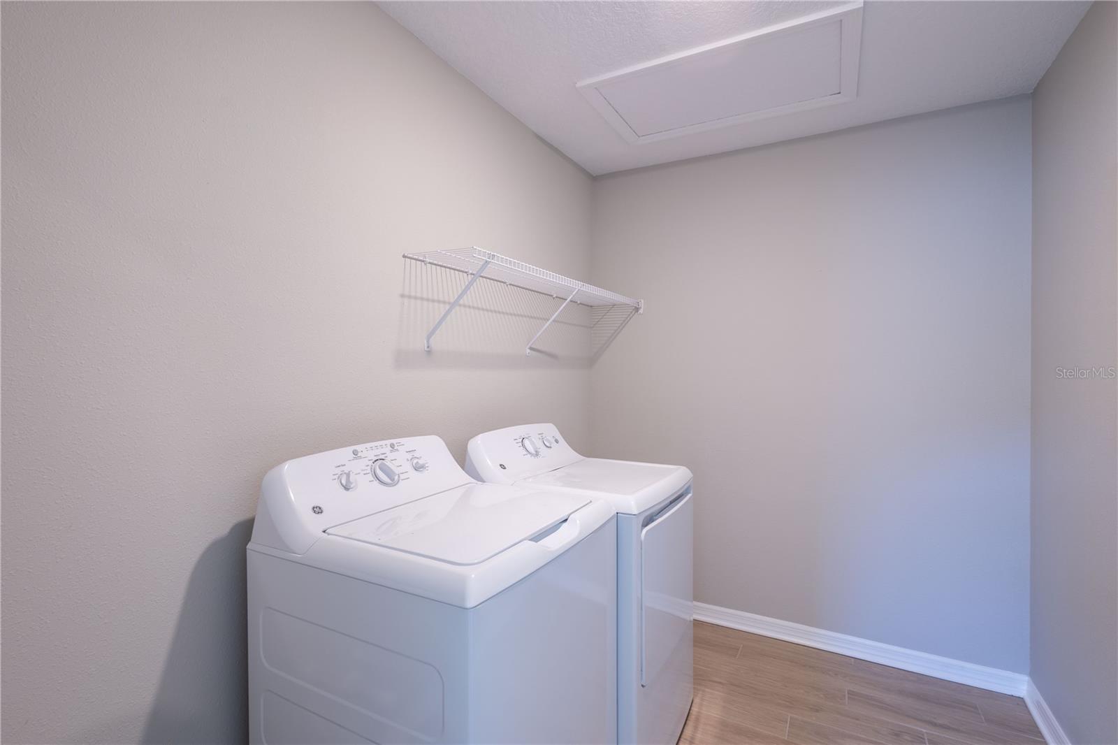 TREVESTA PH IIIC & IIID - Residential Lease