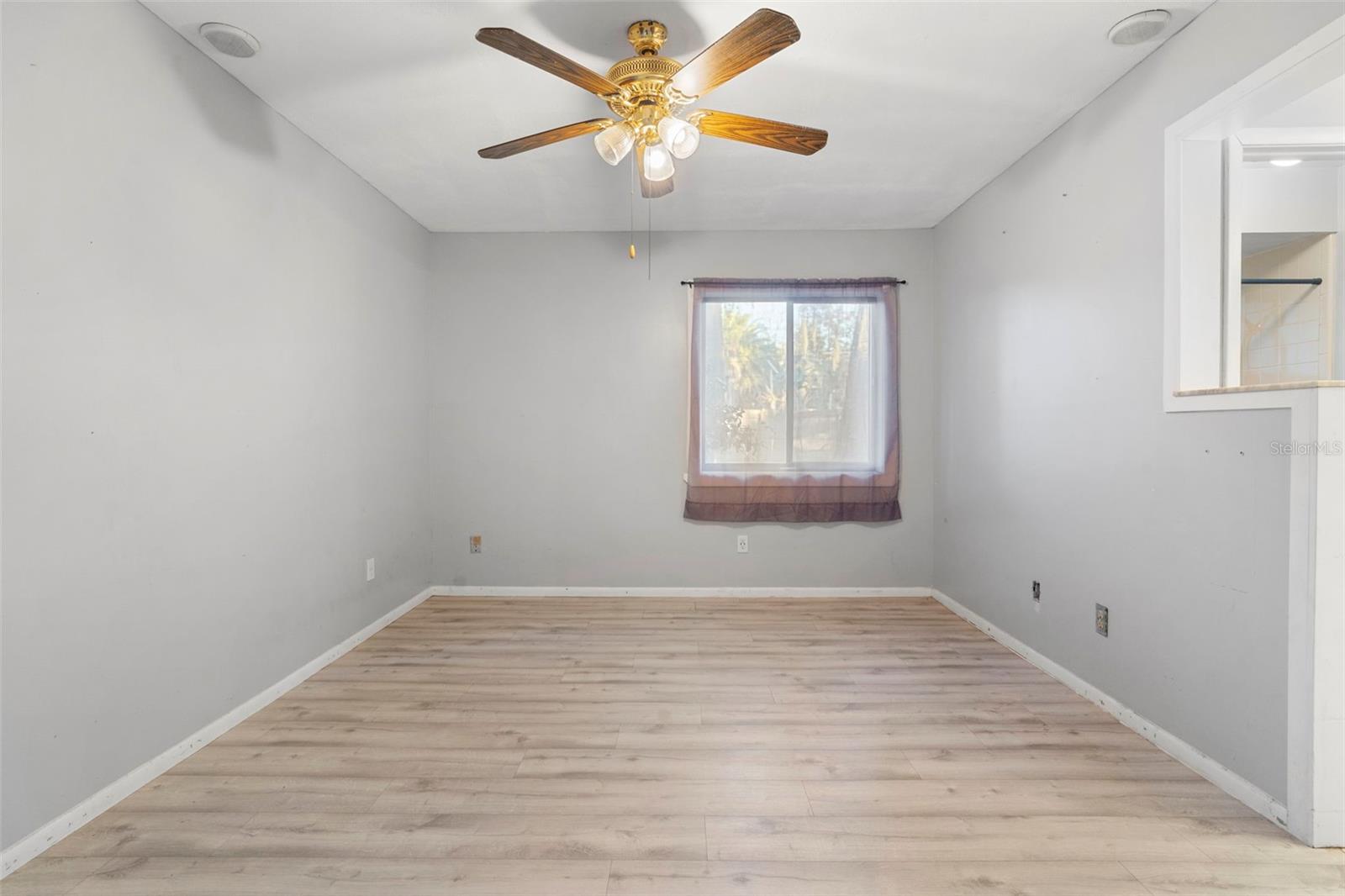 MAGNOLIA VILLAGE - Residential