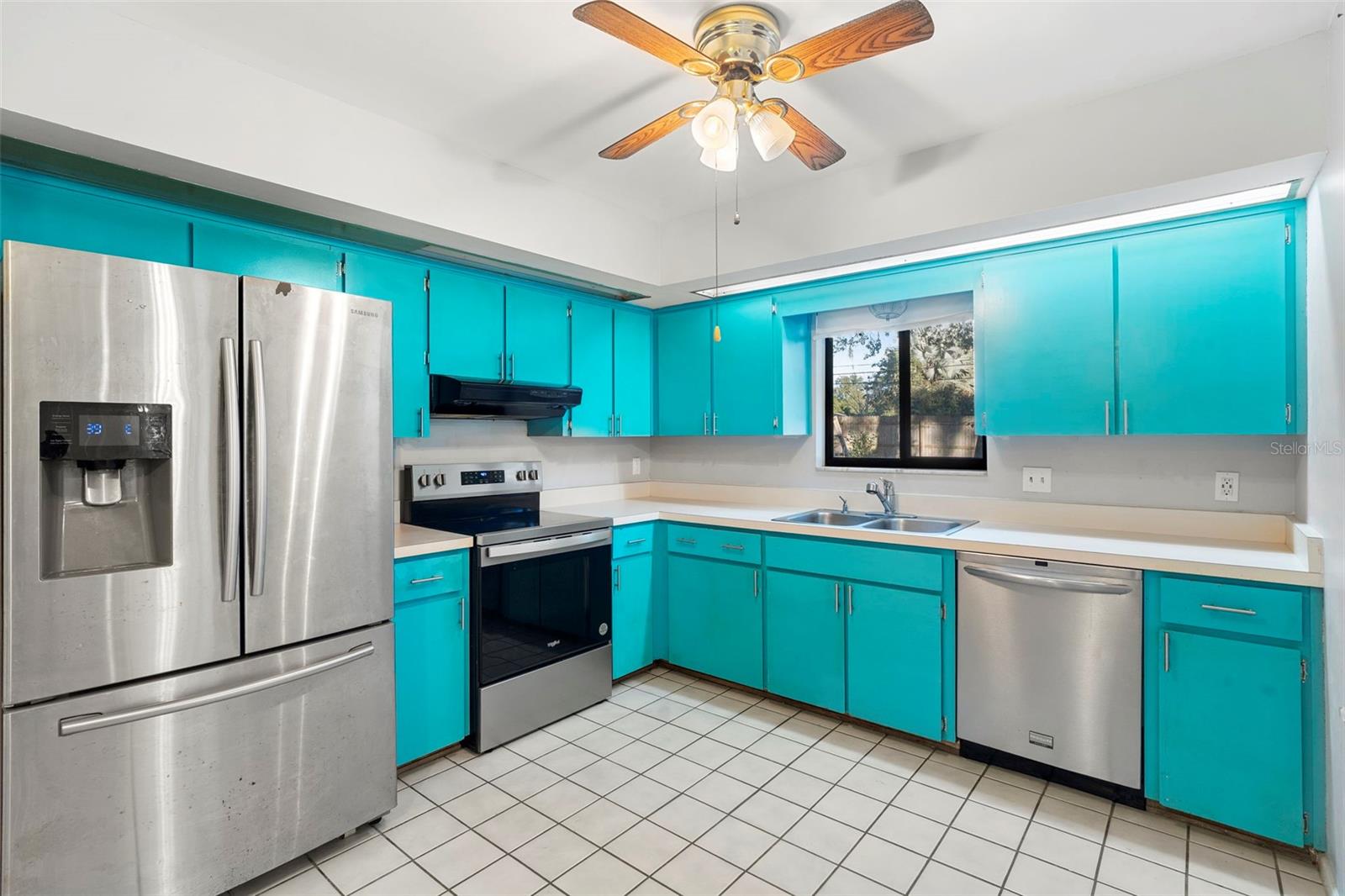 MAGNOLIA VILLAGE - Residential