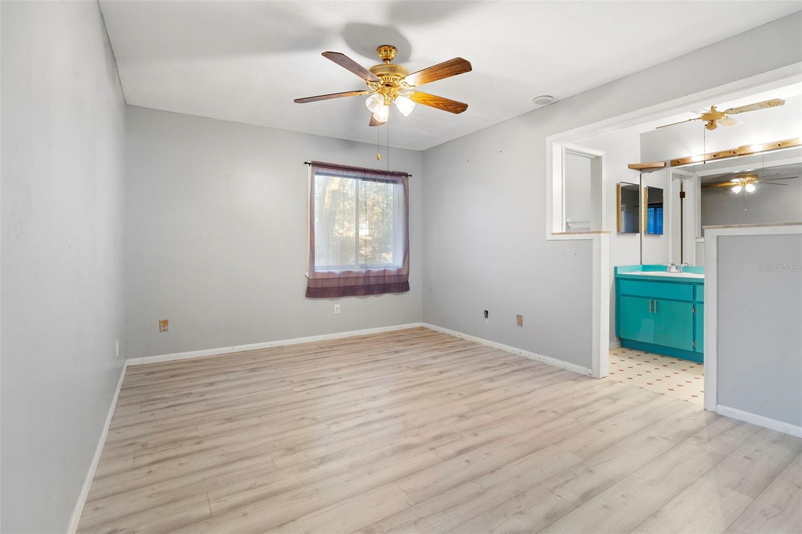 MAGNOLIA VILLAGE - Residential