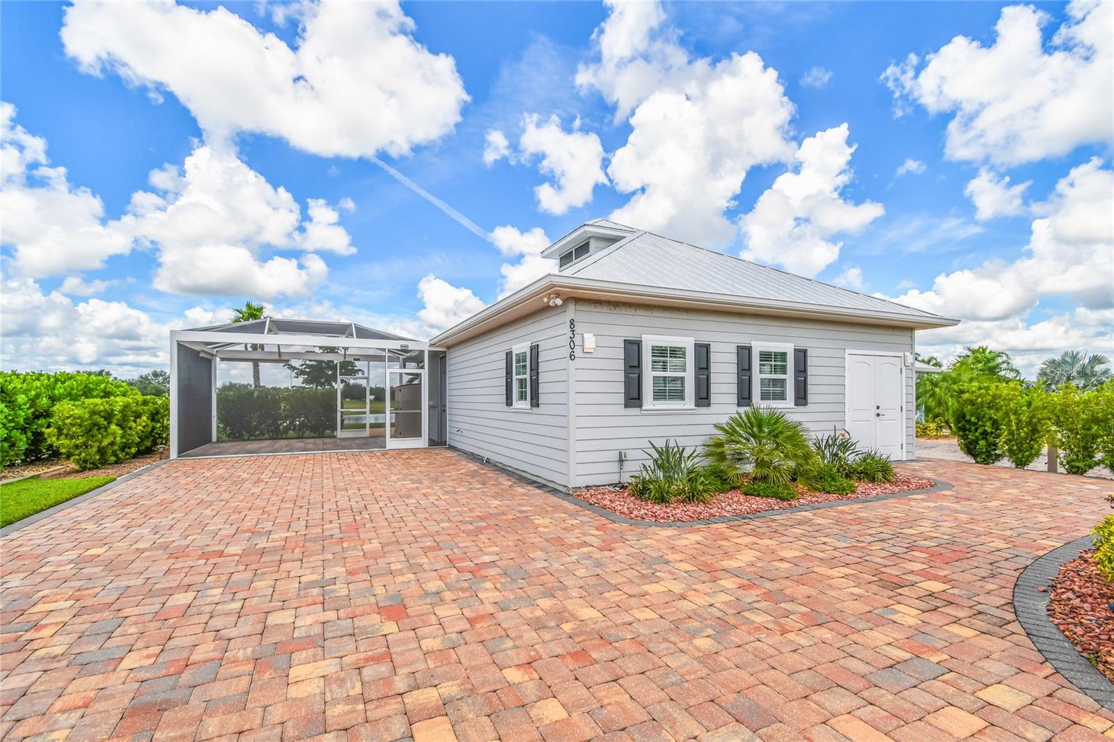 8306 SW SAND CRANE CIRCLE