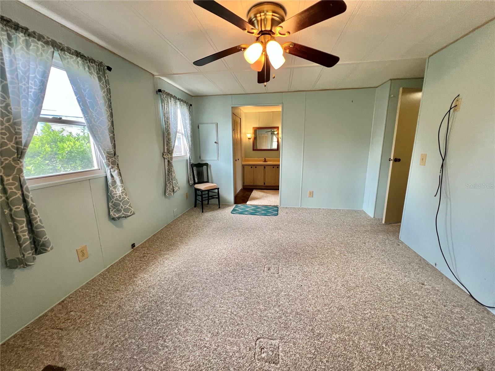 HAWTHORNE AT LEESBURG A COOP - Residential