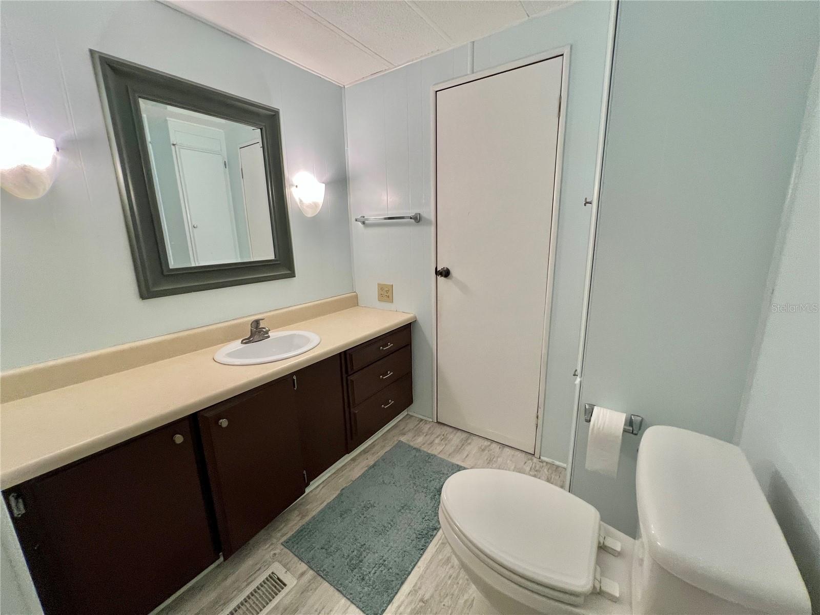 HAWTHORNE AT LEESBURG A COOP - Residential