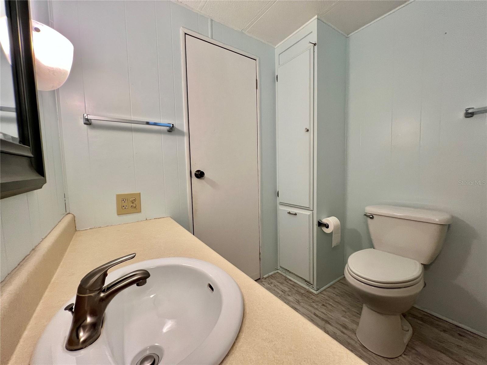 HAWTHORNE AT LEESBURG A COOP - Residential
