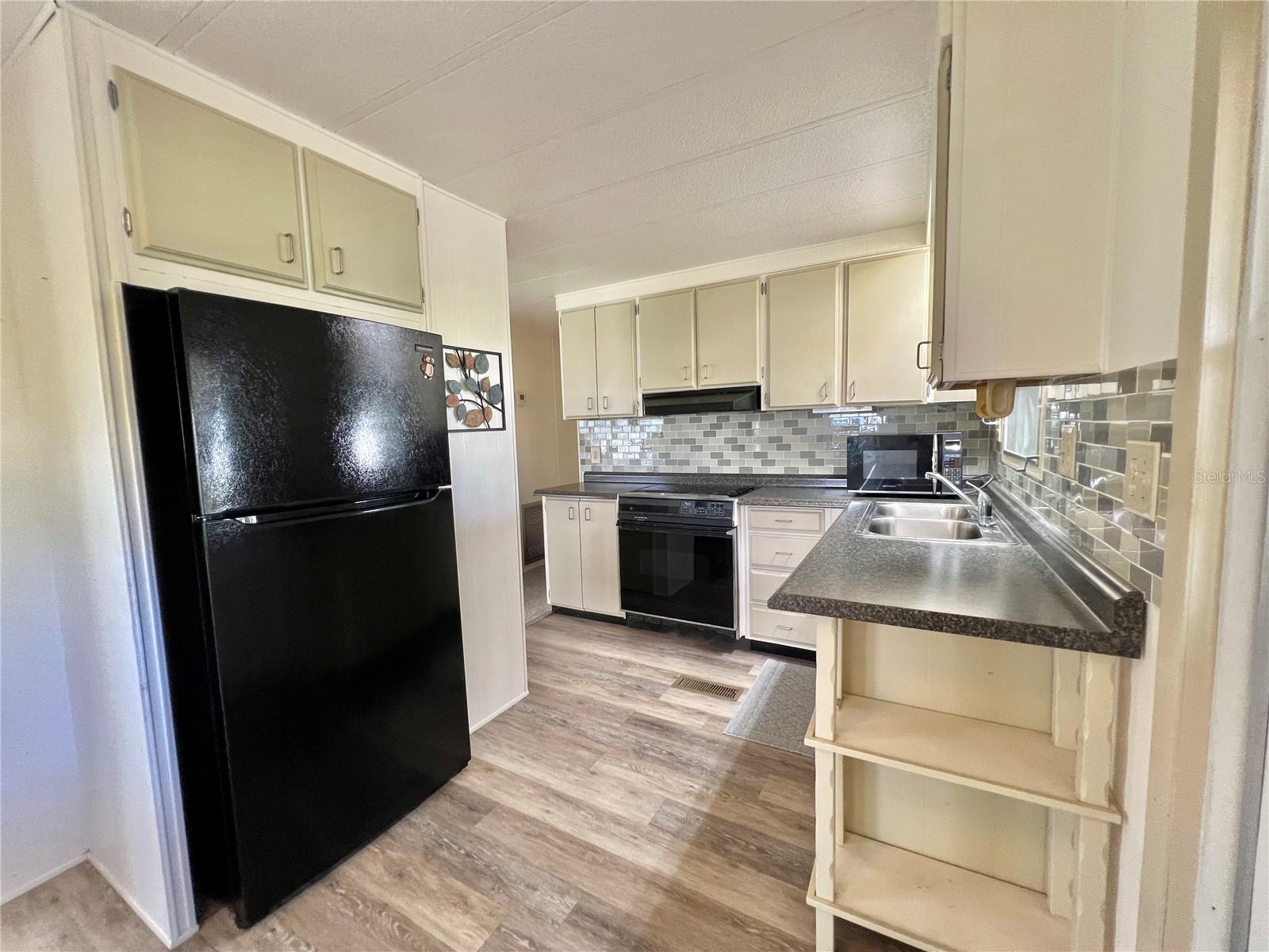 HAWTHORNE AT LEESBURG A COOP - Residential