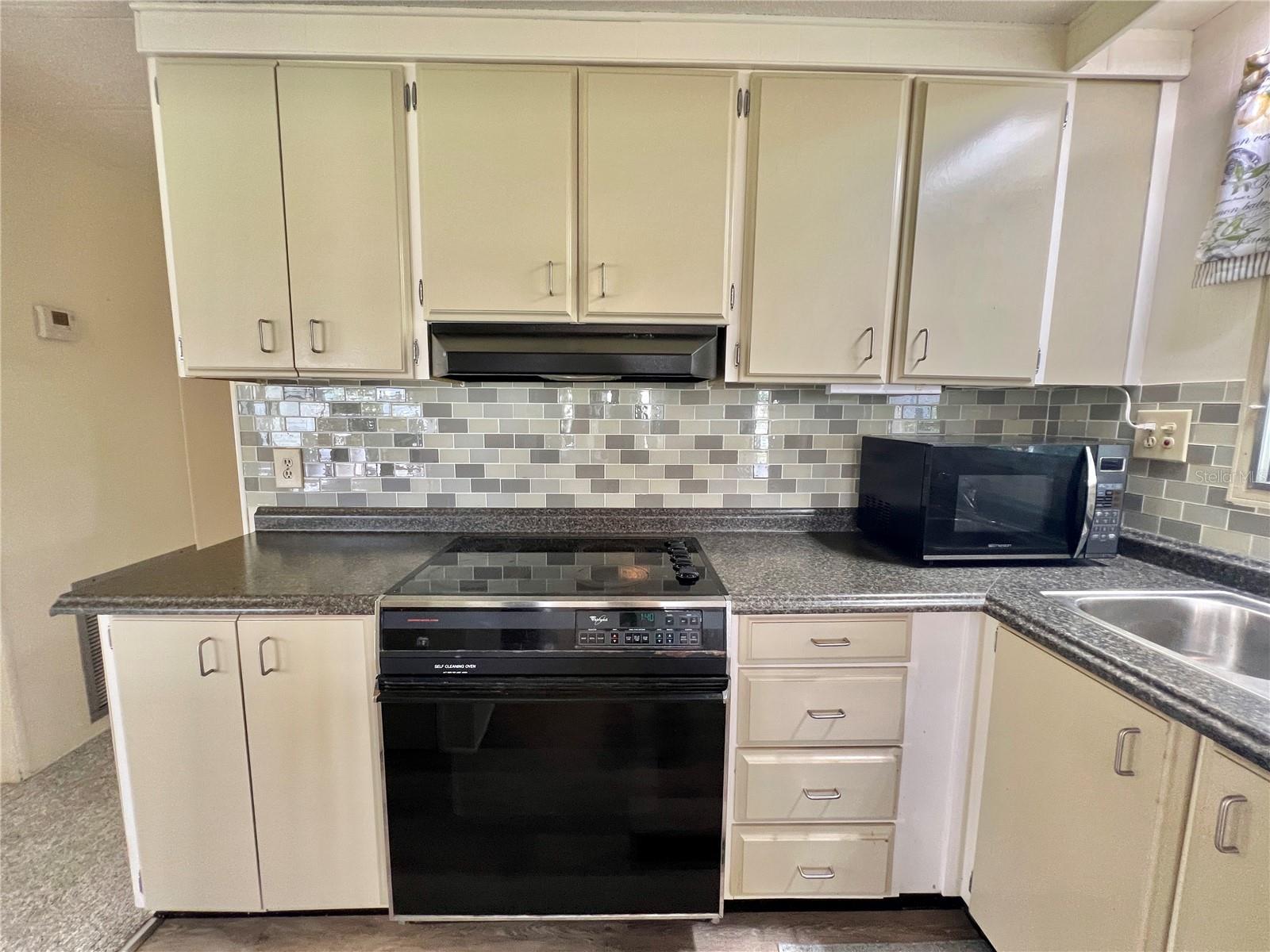 HAWTHORNE AT LEESBURG A COOP - Residential