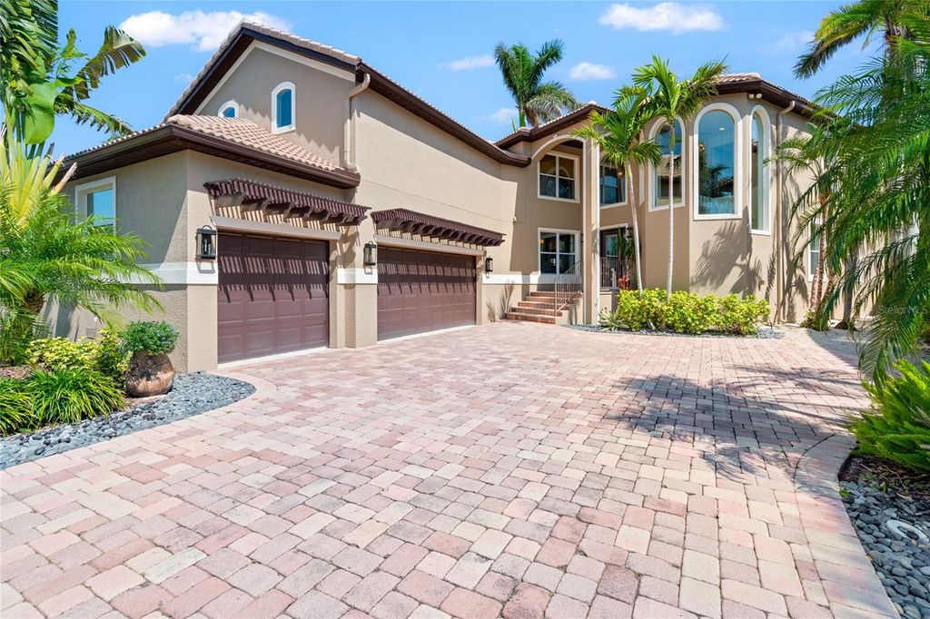 Photo of 6315 Marbella Boulevard, Apollo Beach, FL 33572 (MLS # TB8375338)