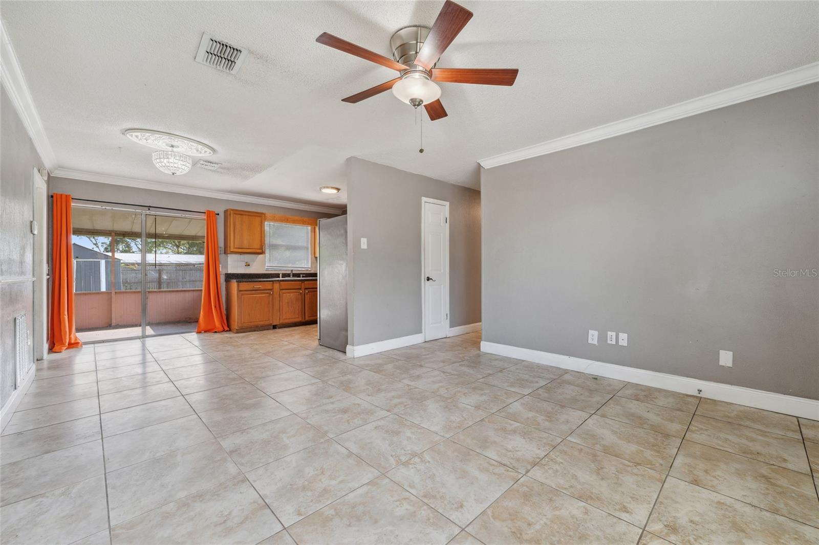 510 PEACH TREE LANE