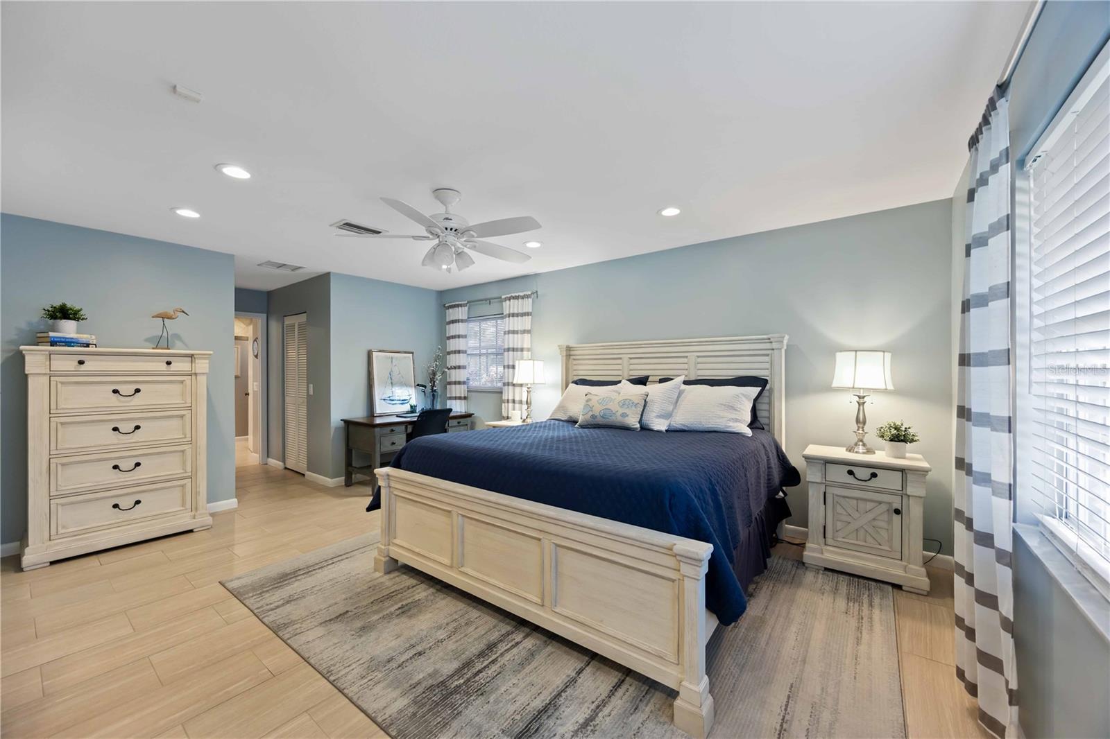 FOREST LAKES SOUTH - Residential