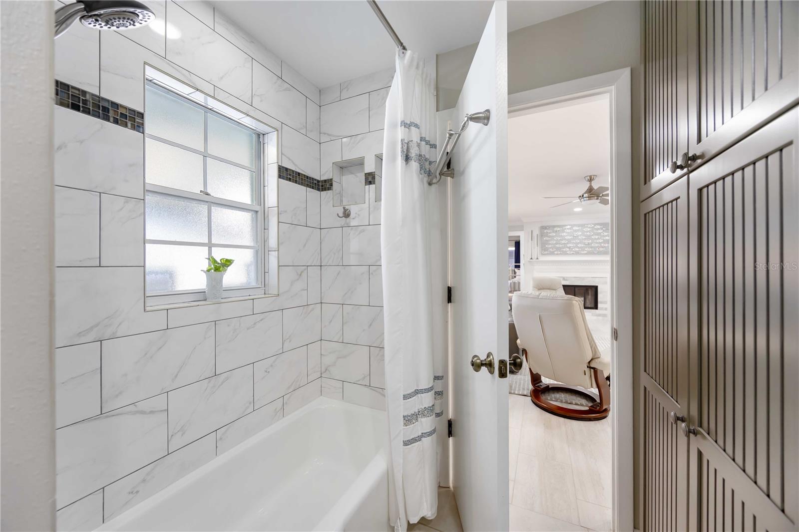 FOREST LAKES SOUTH - Residential