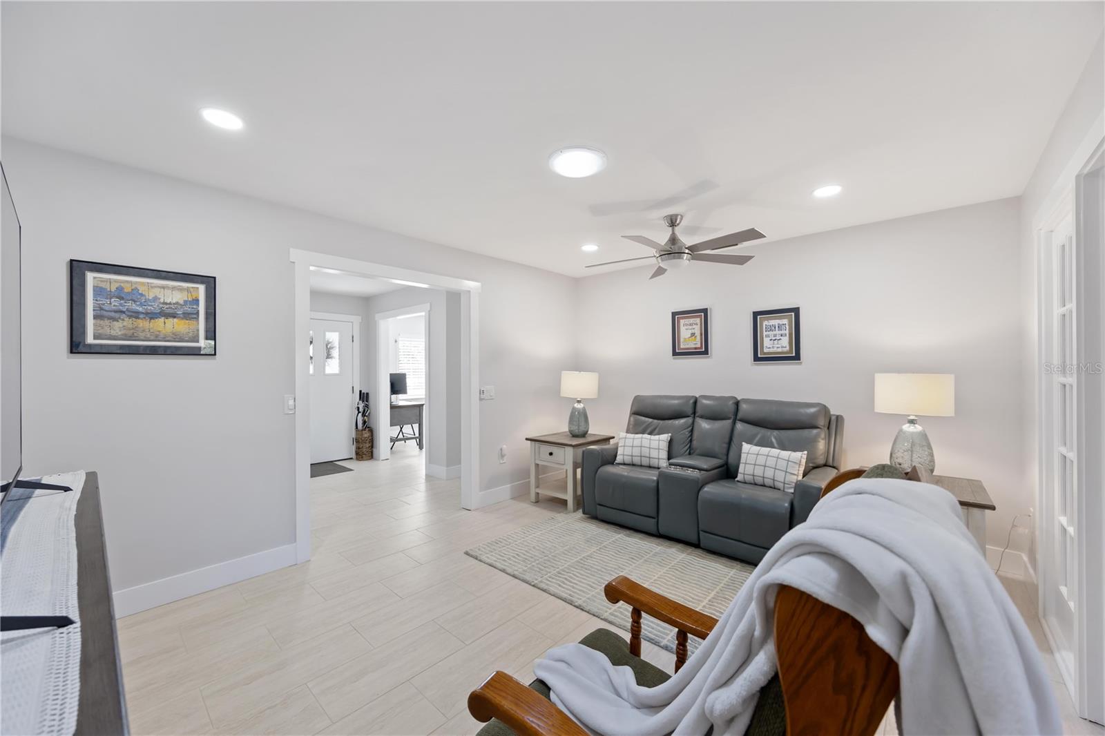 FOREST LAKES SOUTH - Residential