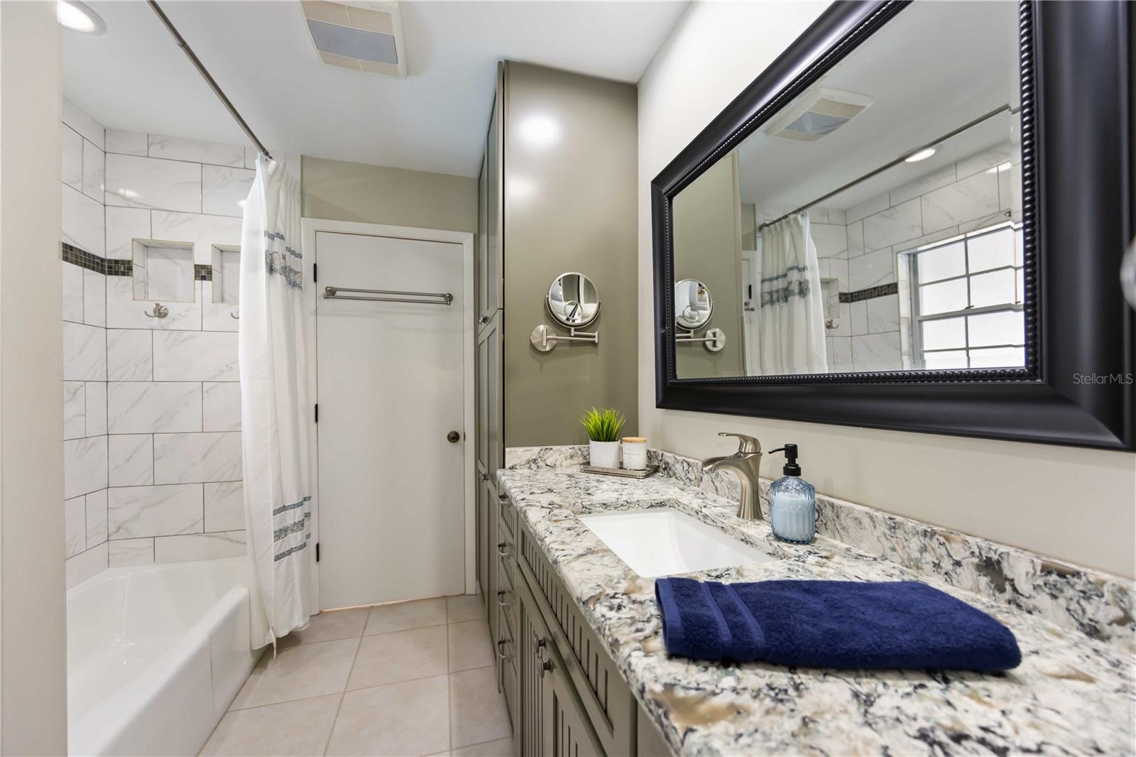 FOREST LAKES SOUTH - Residential