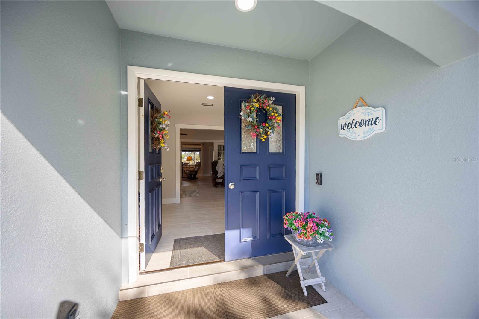 4388 PASADENA CIRCLE