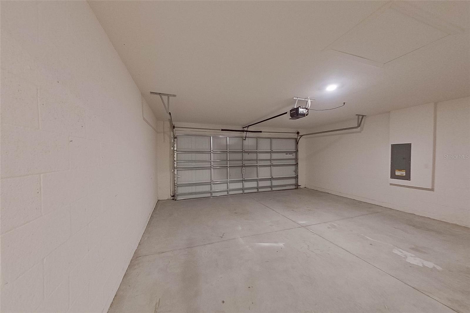 SPRING RIDGE - Residential Lease