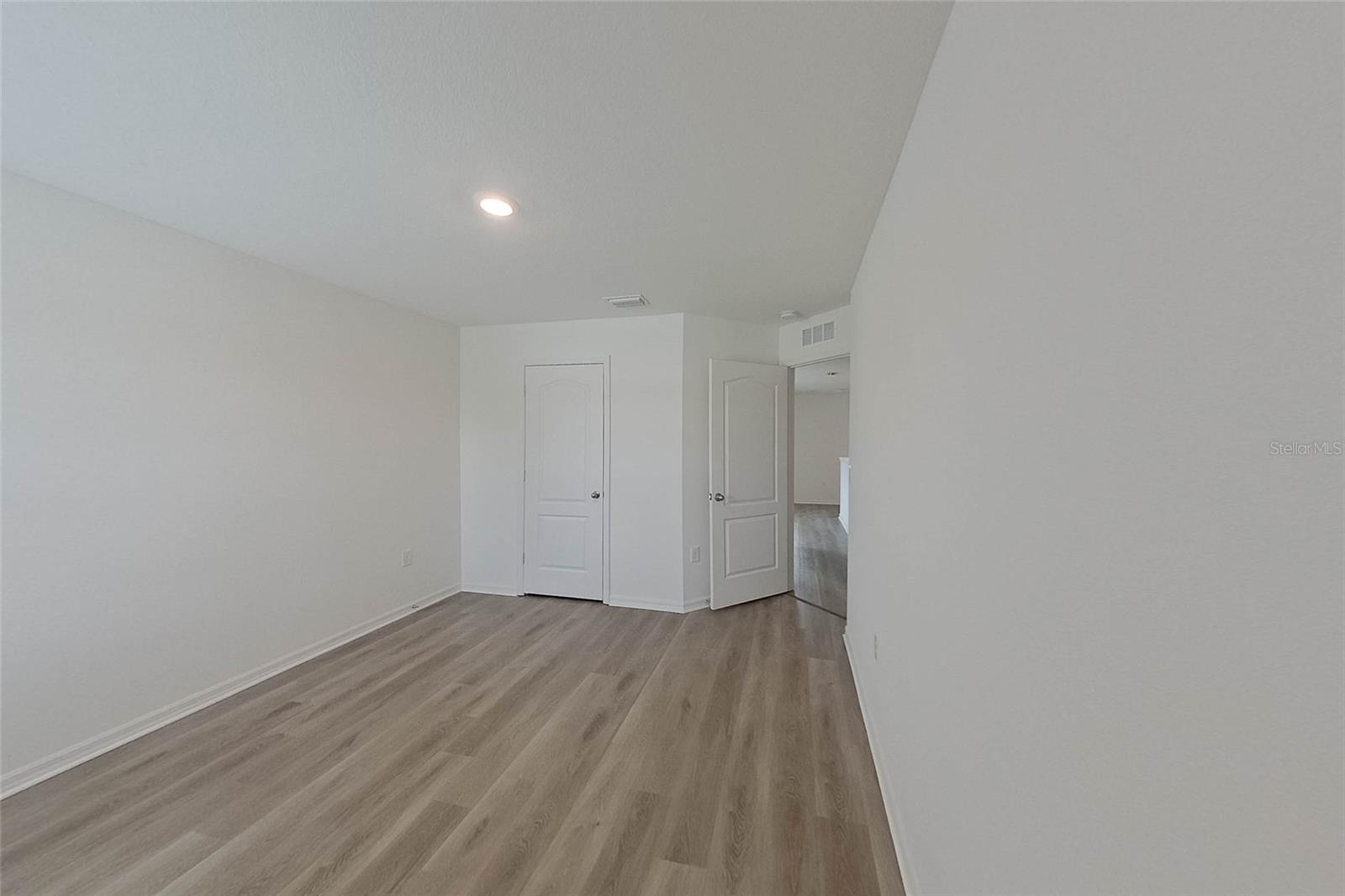 SPRING RIDGE - Residential Lease