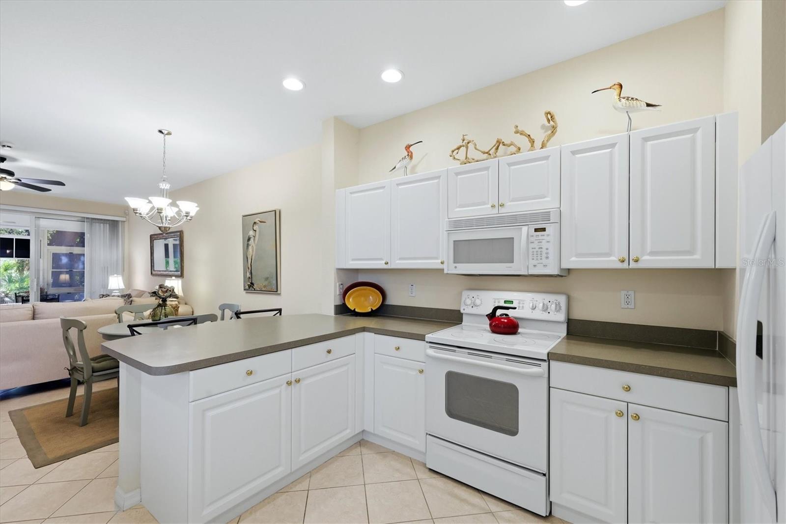 LAKESIDE PLANTATION - Residential