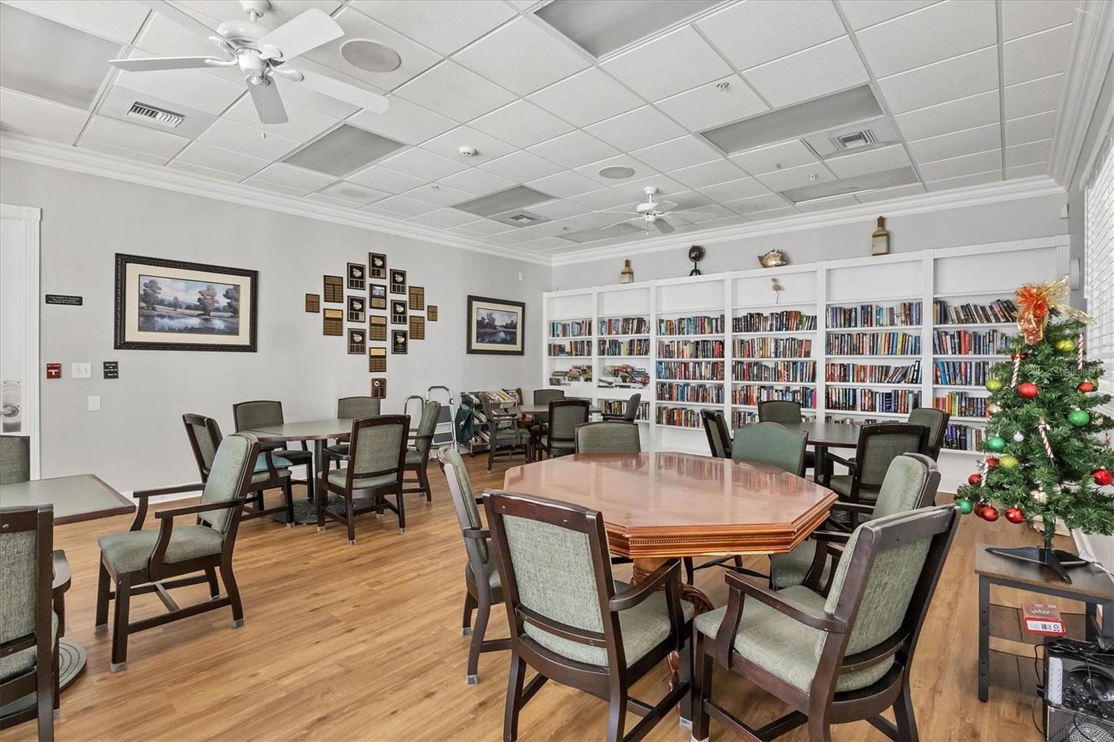 LAKESIDE PLANTATION - Residential