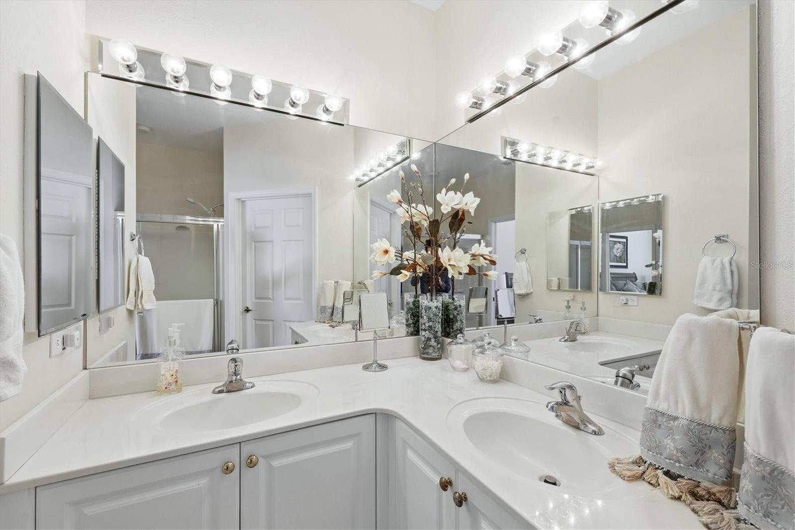 LAKESIDE PLANTATION - Residential