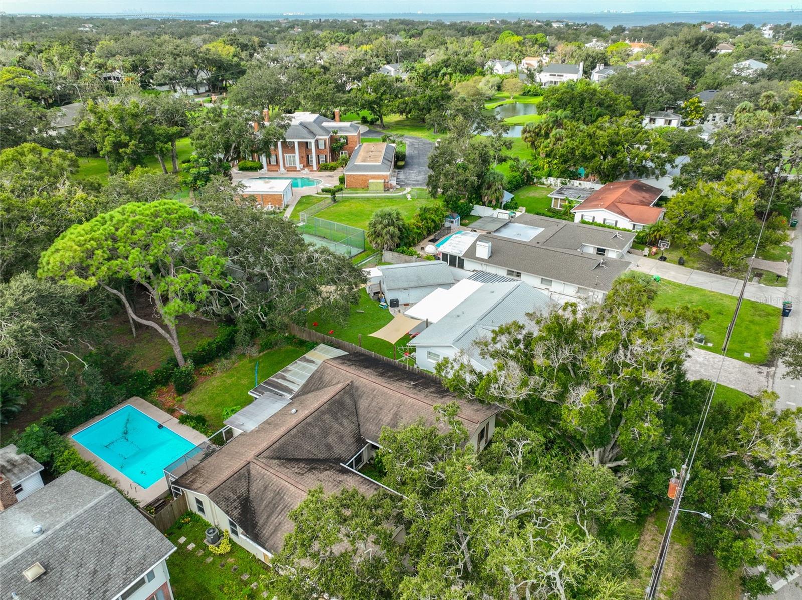 HENDERSON BEACH - Residential