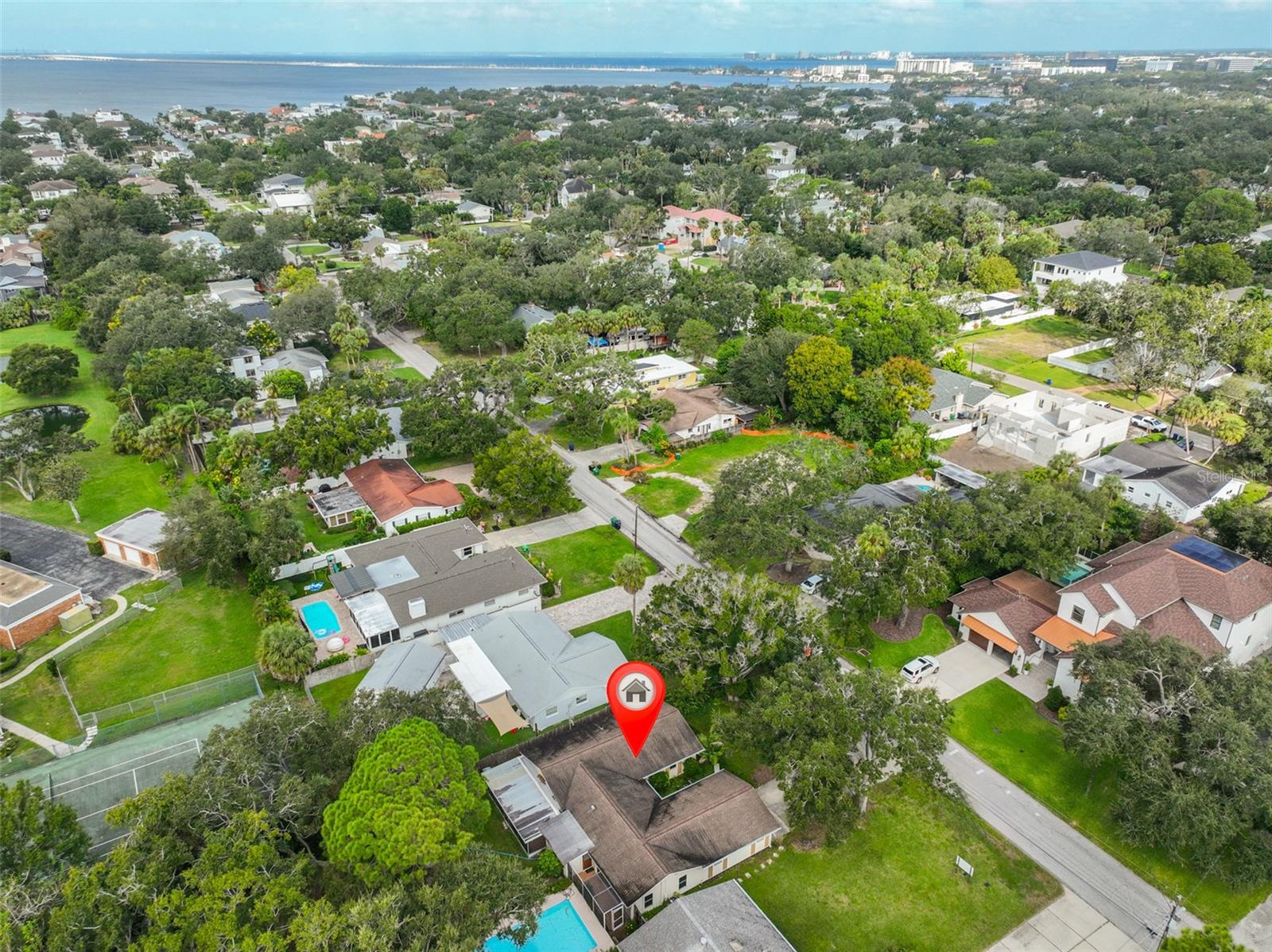 HENDERSON BEACH - Residential