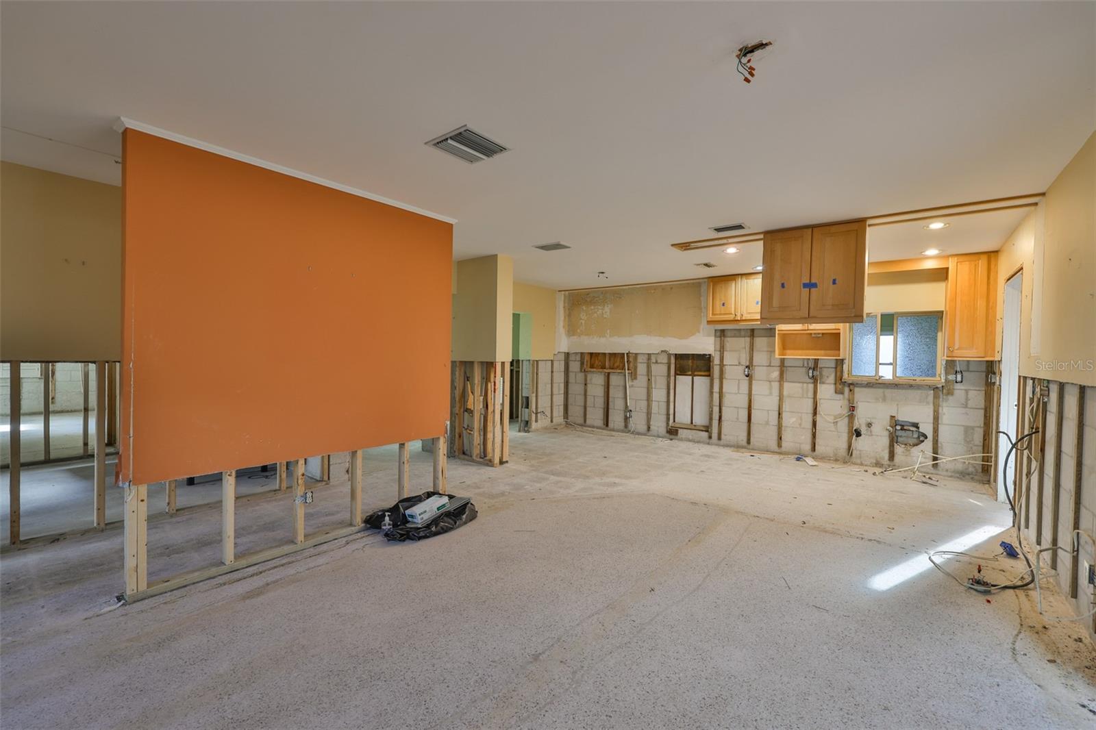 HENDERSON BEACH - Residential