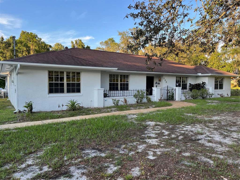 Photo of 230 Bay Meadow Road, Longwood, FL 32750 (MLS # O6433179)