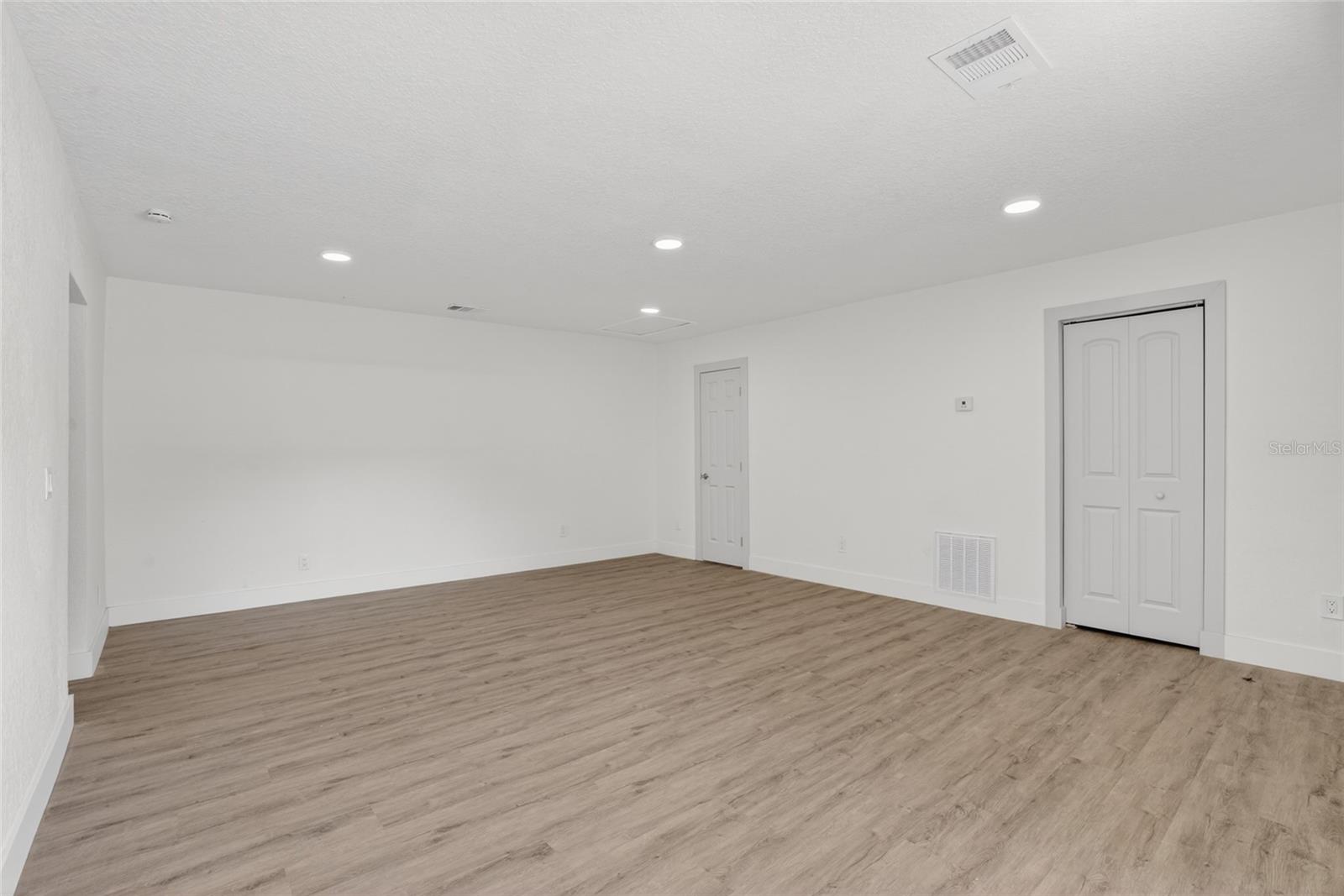 EVERGREEN PARK - Residential