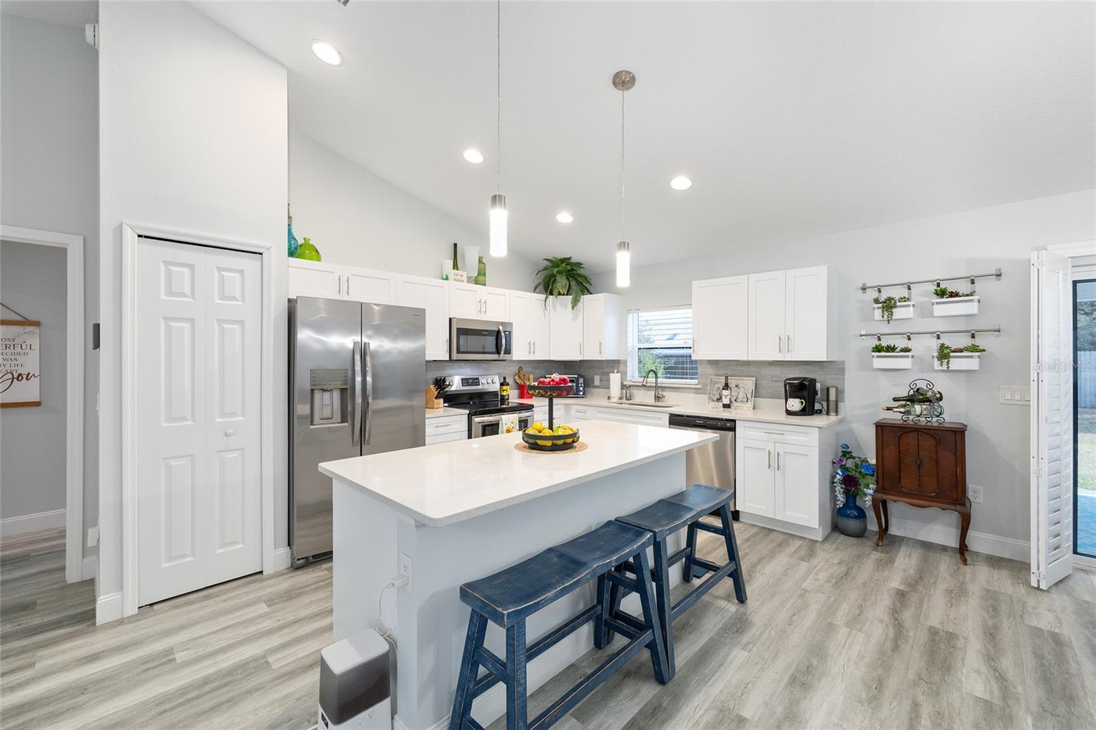 MARION OAKS UN 04 - Residential