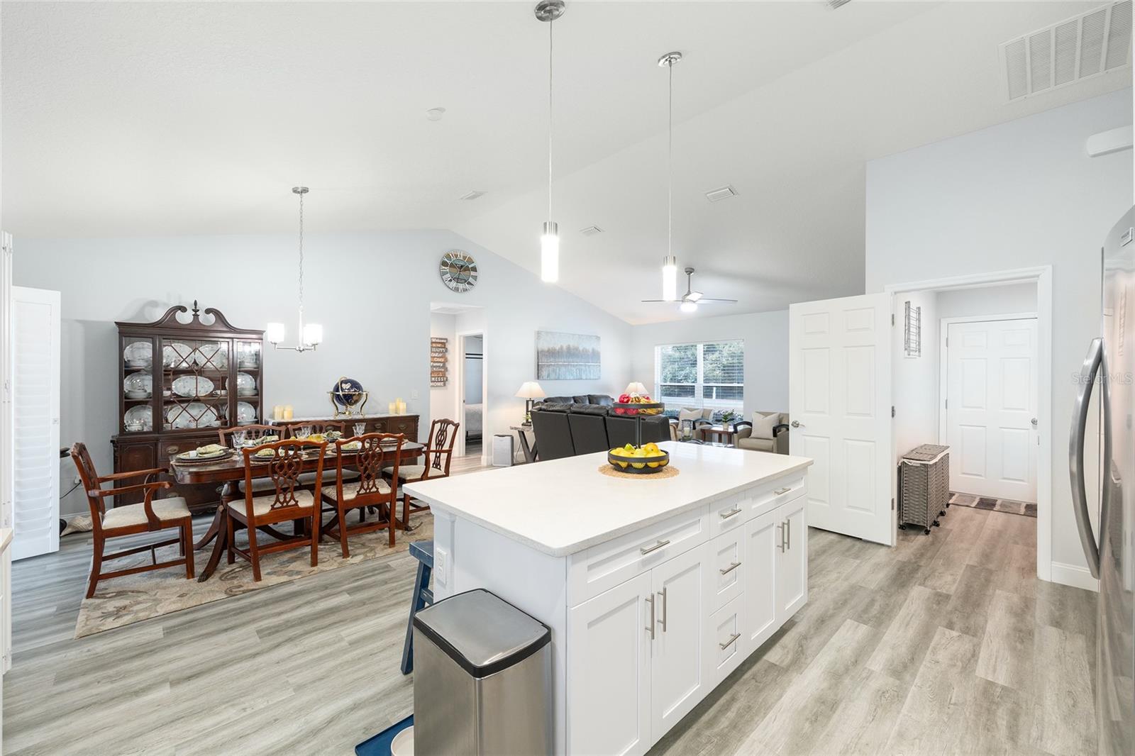 MARION OAKS UN 04 - Residential