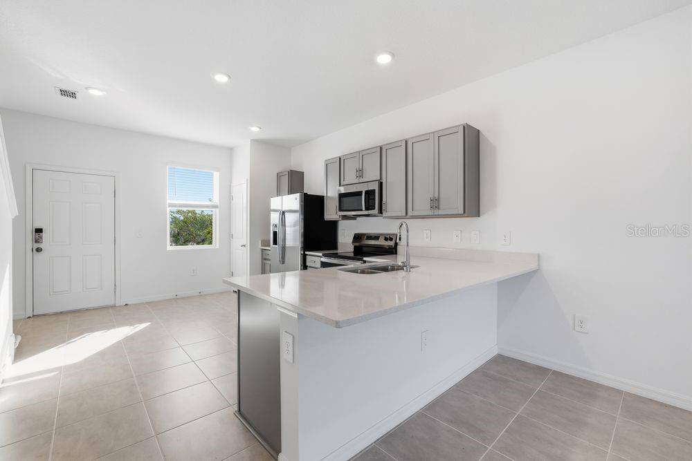 THE TOWNS AT FIRETHORN - Residential