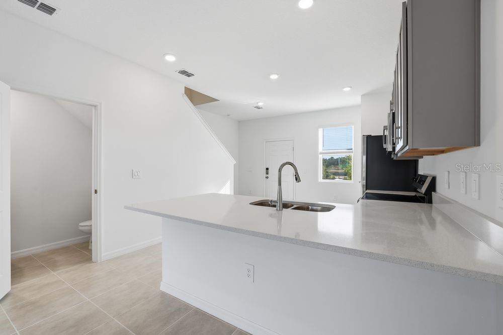 THE TOWNS AT FIRETHORN - Residential