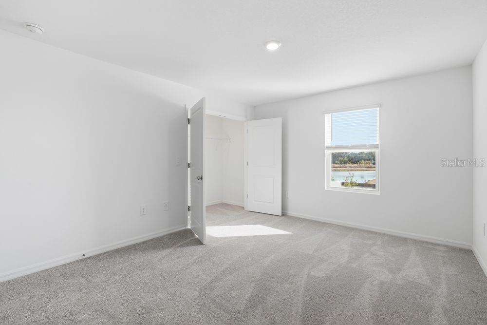 THE TOWNS AT FIRETHORN - Residential