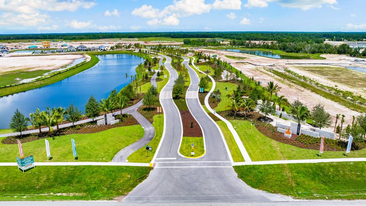 THE TOWNS AT FIRETHORN - Residential