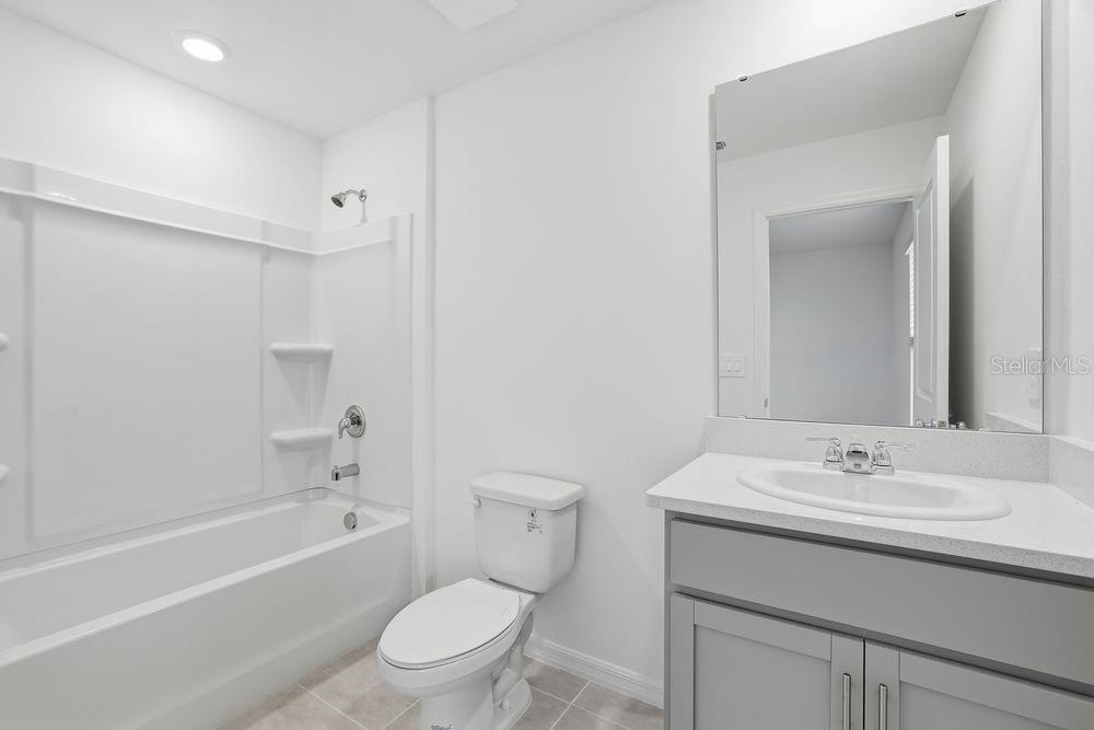 THE TOWNS AT FIRETHORN - Residential